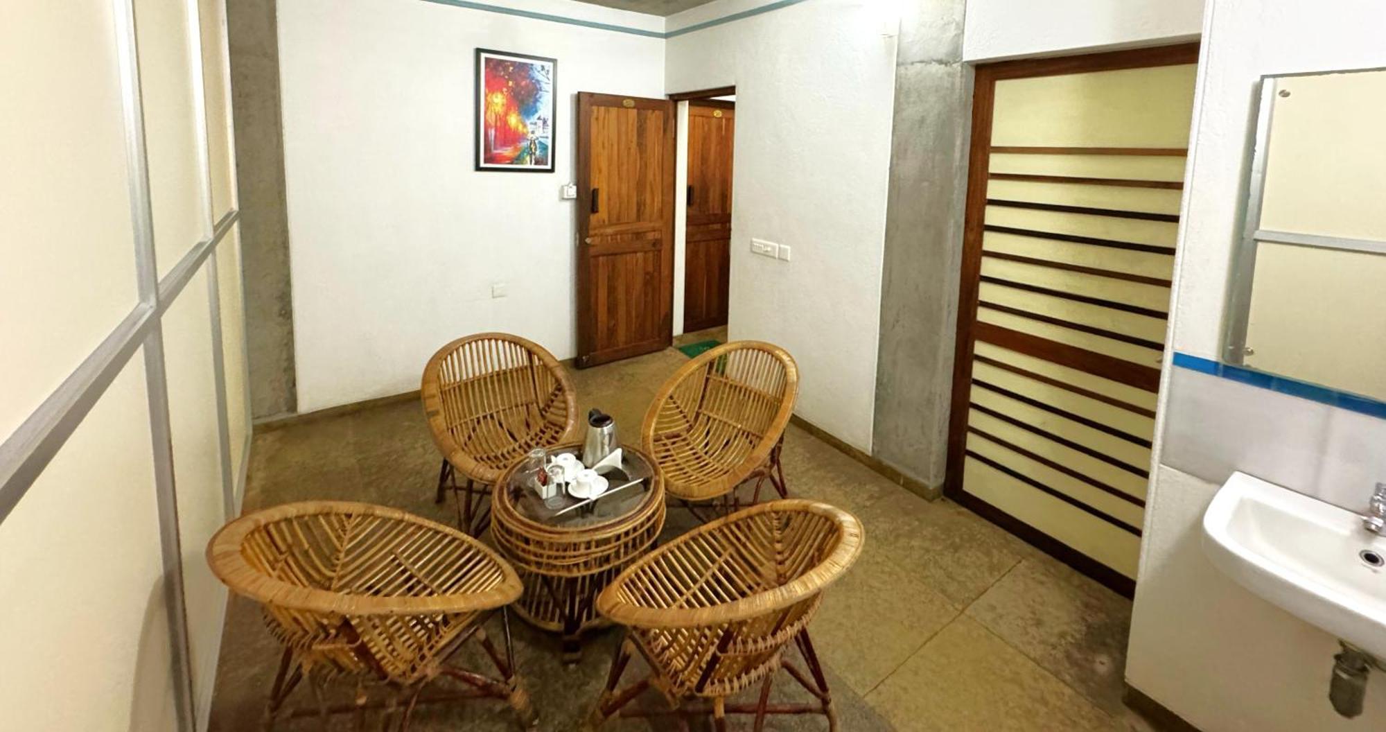 Hotel Du Palais - Auroville Beach Pondicherry Exterior photo