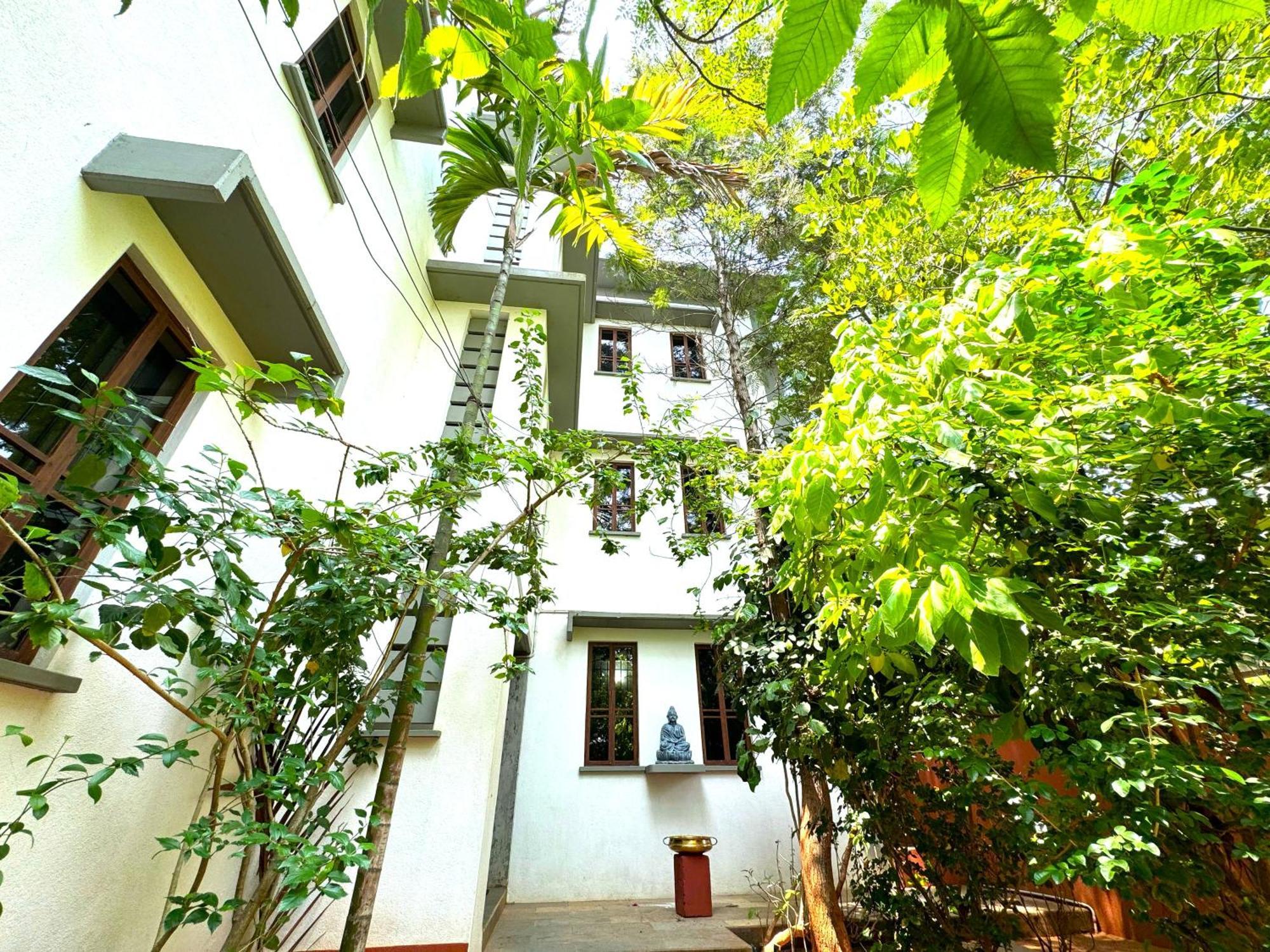 Hotel Du Palais - Auroville Beach Pondicherry Exterior photo